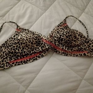 No boundaries swim top. Never worn